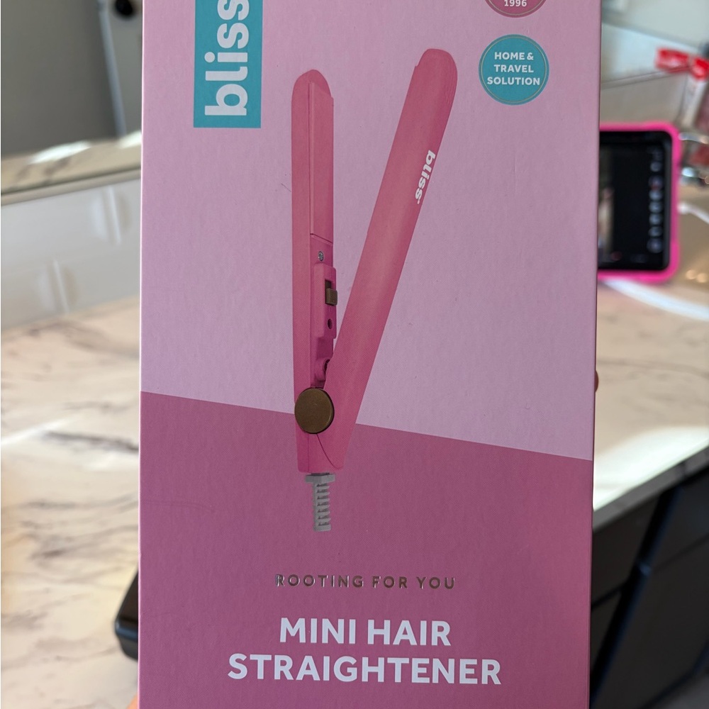 Bliss Pink Mini Hair Straightener